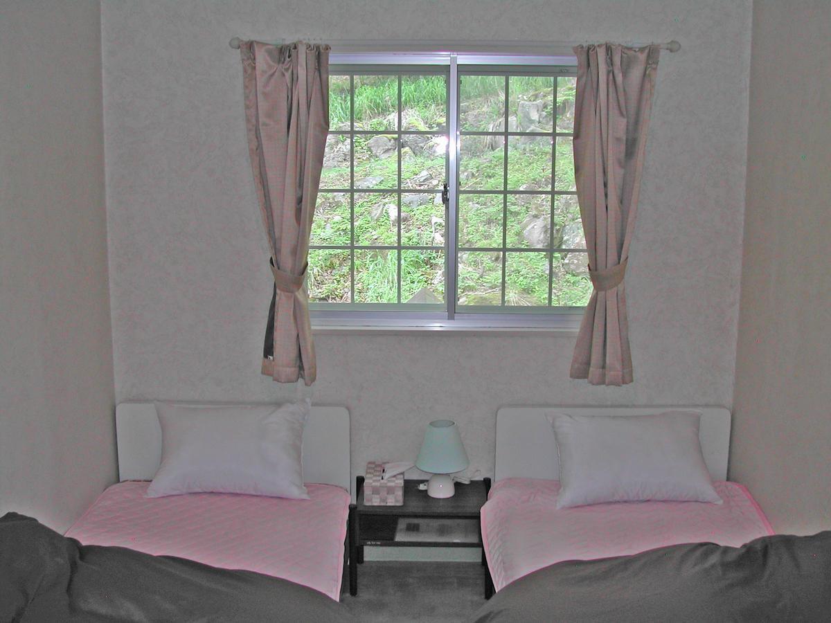 Pension Pilatus 2 Nagano Buitenkant foto